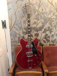 Gibson_Es330_67